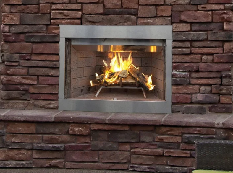 Superior 36" Traditional Outdoor Wood Burning Fireplace With White Herringbone Refractory Panels WRE3036WH