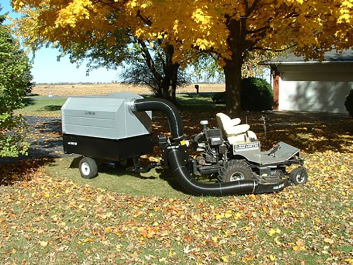 Trac-Vac Leaf Vac 1060
