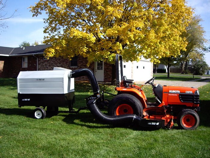 Trac-Vac Leaf Vac 858